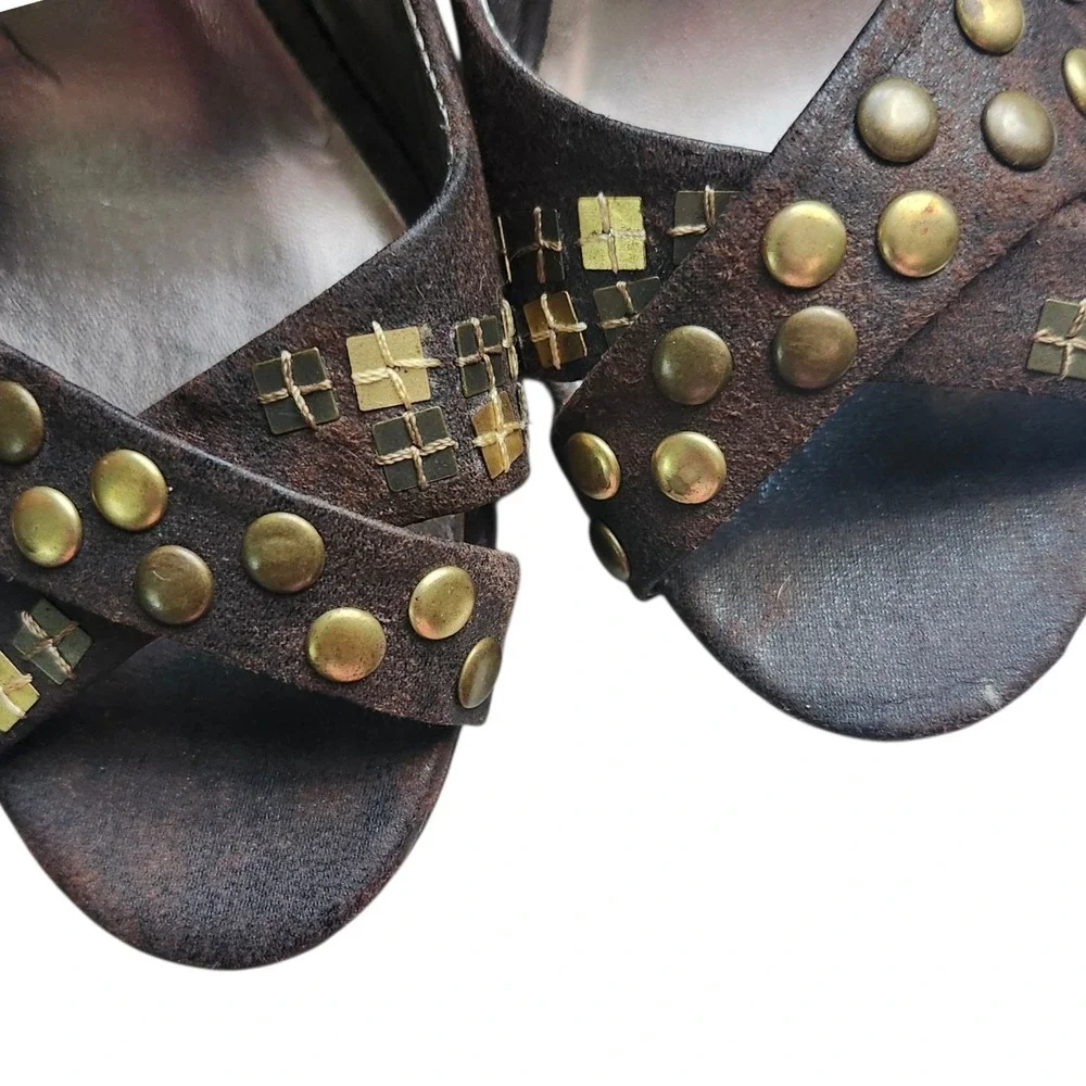 L.E.I. Platform Heels Womens 6.5 Brown Studded Peep Toe Y2K Style Whimsigoth